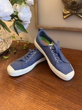 CARIUMA Blue Canvas Lace-Up Sneakers